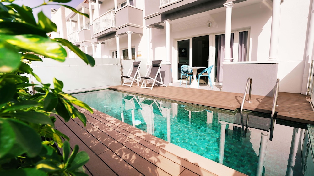 Coral Compostela Beach Golf — Swimming pool in Playa de las Americas, Canary Islands