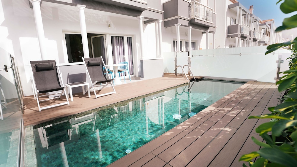 Coral Compostela Beach Golf — Swimming pool in Playa de las Americas, Canary Islands