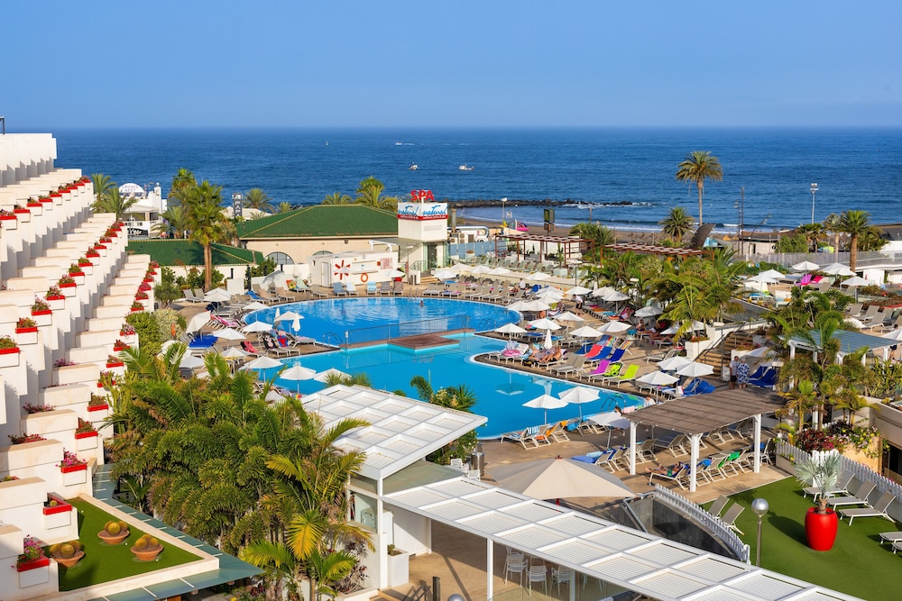 Alexandre Gala — Swimming pool in Playa de las Americas, Canary Islands