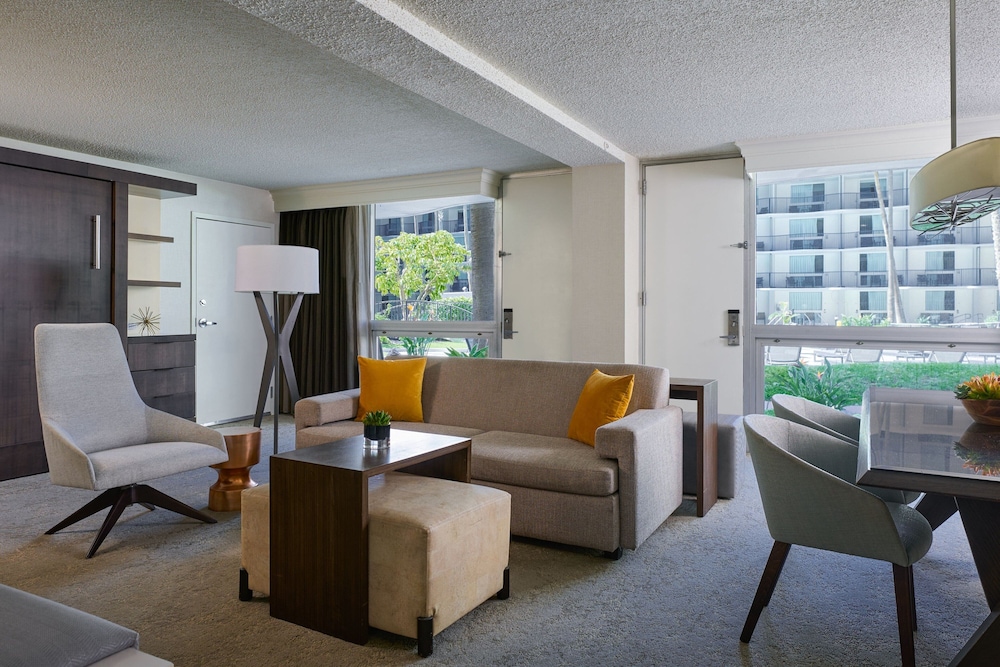 Los Angeles Airport Marriott — Hotel rooms in Los Angeles, California