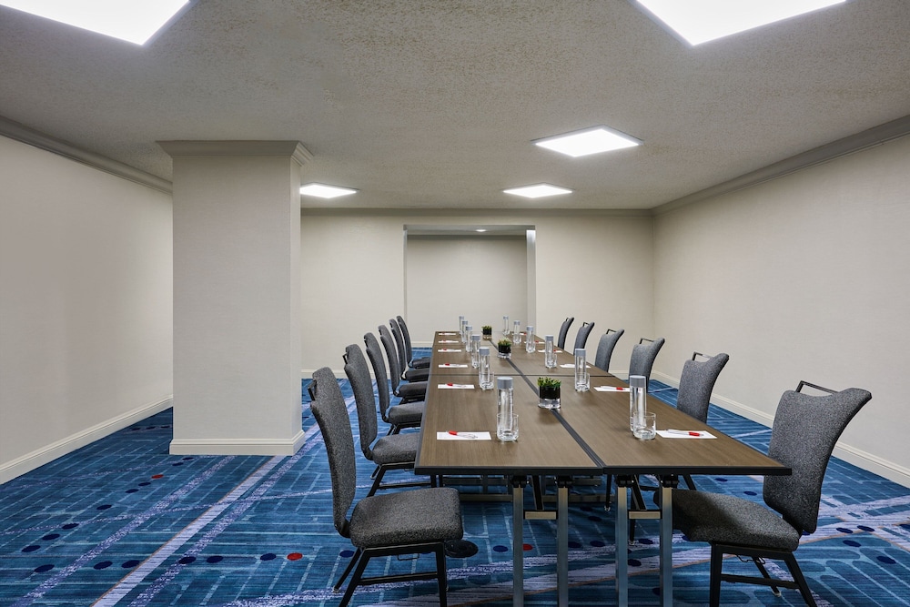 Los Angeles Airport Marriott — Hotel building in Los Angeles, California