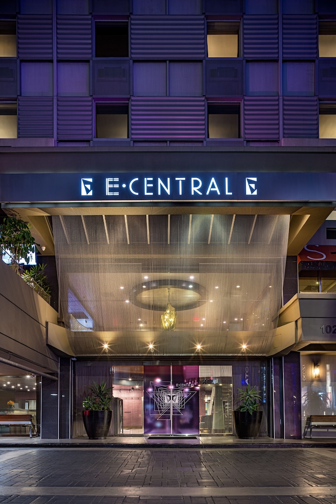 E-Central Downtown Los Angeles Hotel — Hotel building in Los Angeles, California