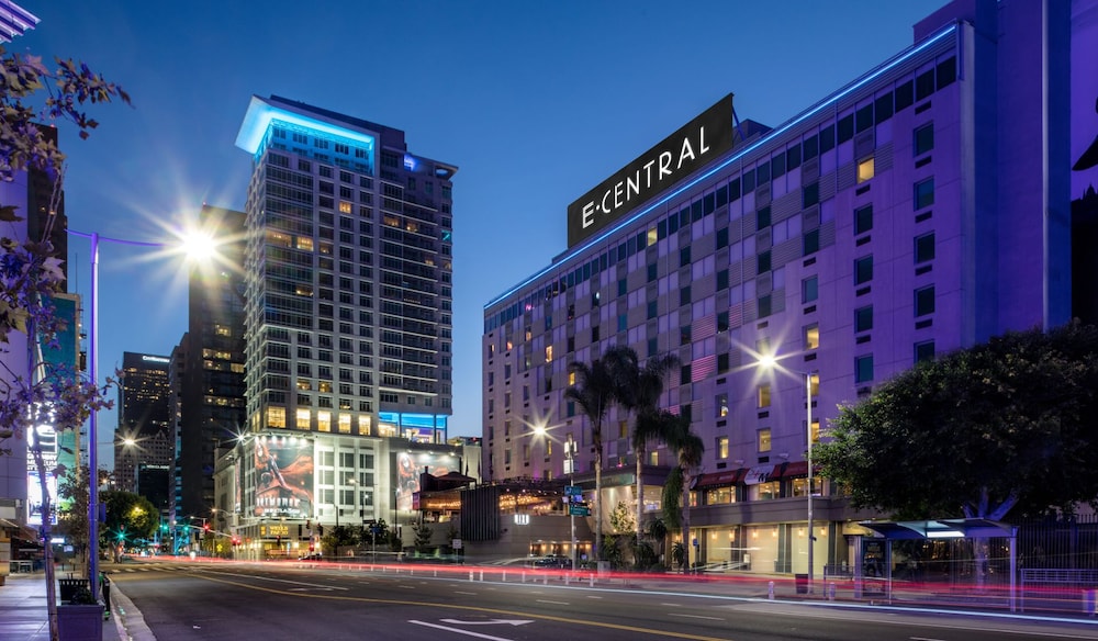 E-Central Downtown Los Angeles Hotel — Hotel building in Los Angeles, California