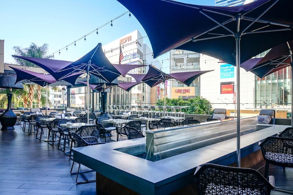 E-Central Downtown Los Angeles Hotel — Restaurant & bars in Los Angeles, California