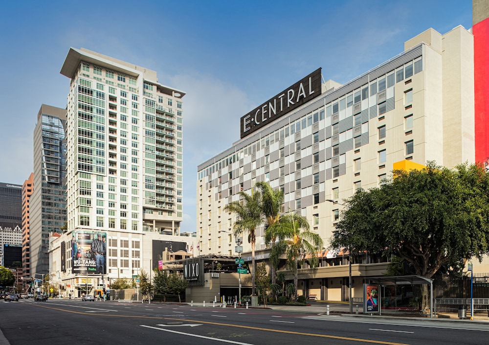 E-Central Downtown Los Angeles Hotel — Hotel building in Los Angeles, California