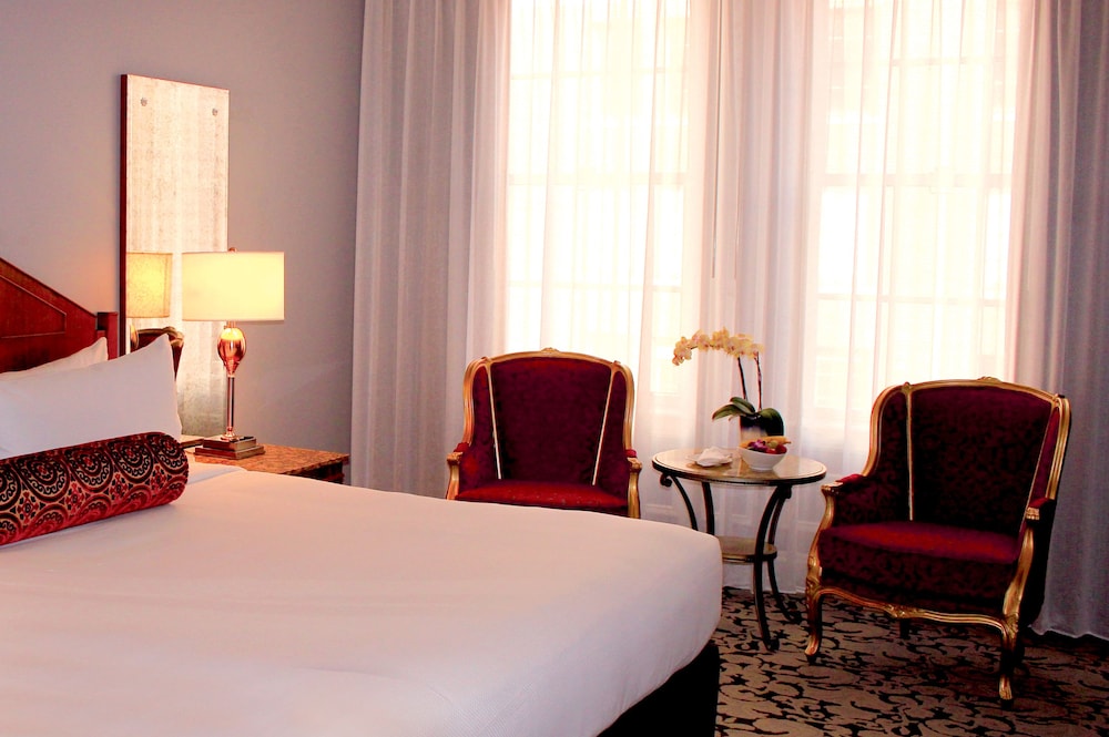 The Biltmore Los Angeles — Hotel rooms in Los Angeles, California