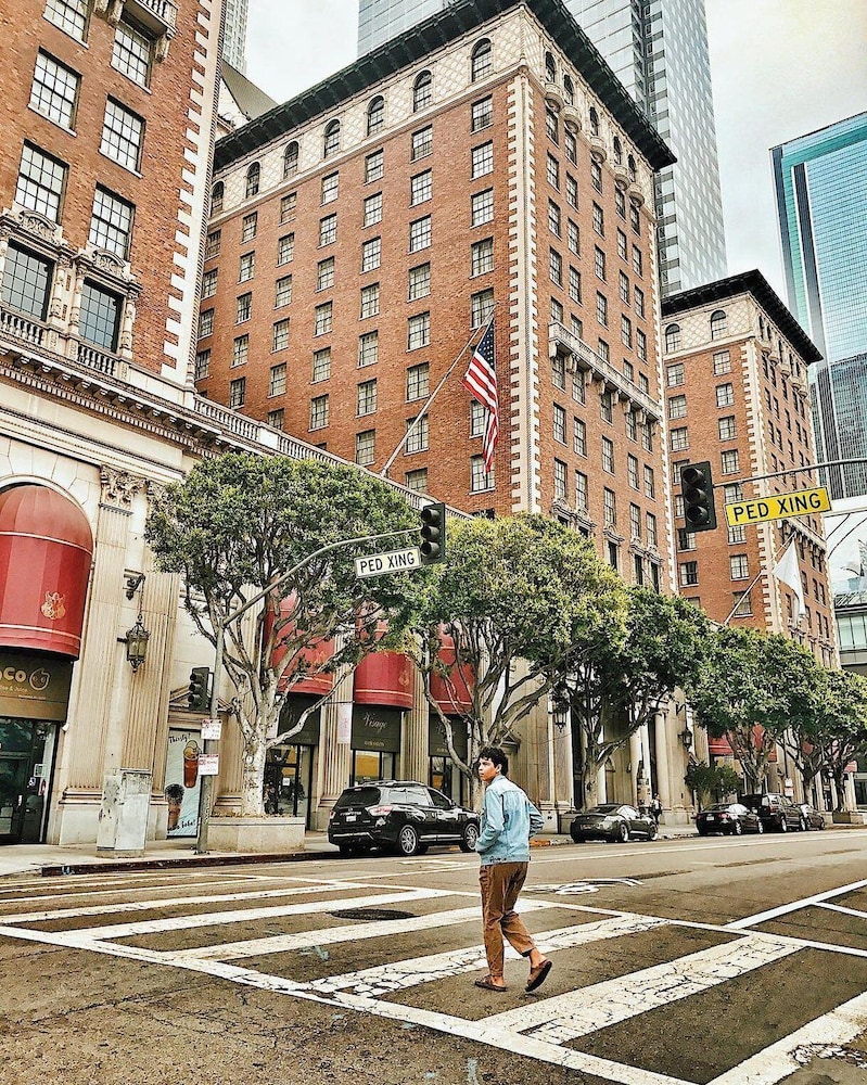 The Biltmore Los Angeles - zdjęcie 2
