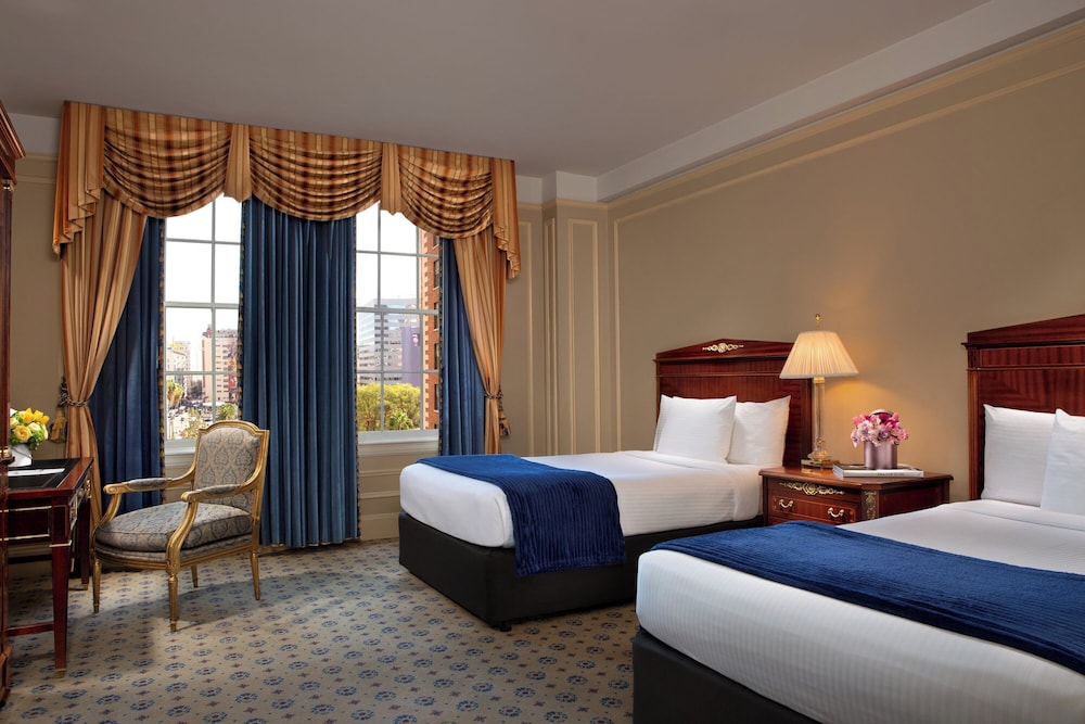 The Biltmore Los Angeles — Hotel rooms in Los Angeles, California