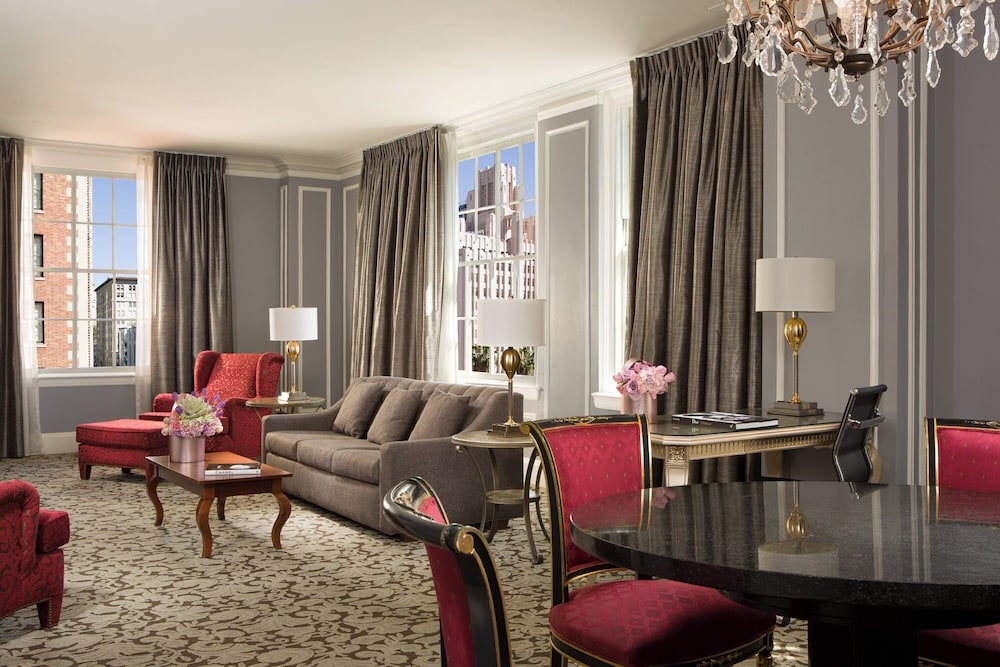 The Biltmore Los Angeles — Hotel rooms in Los Angeles, California