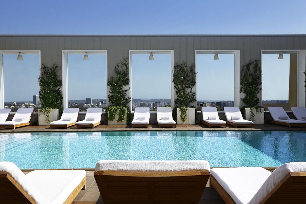 The Valorian West Hollywood, Curio Collection by Hilton