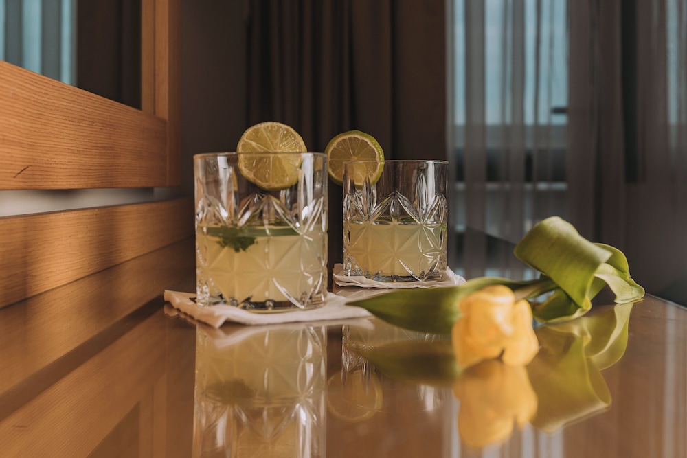Parnon Hotel — Hotel rooms in Athens, Attica