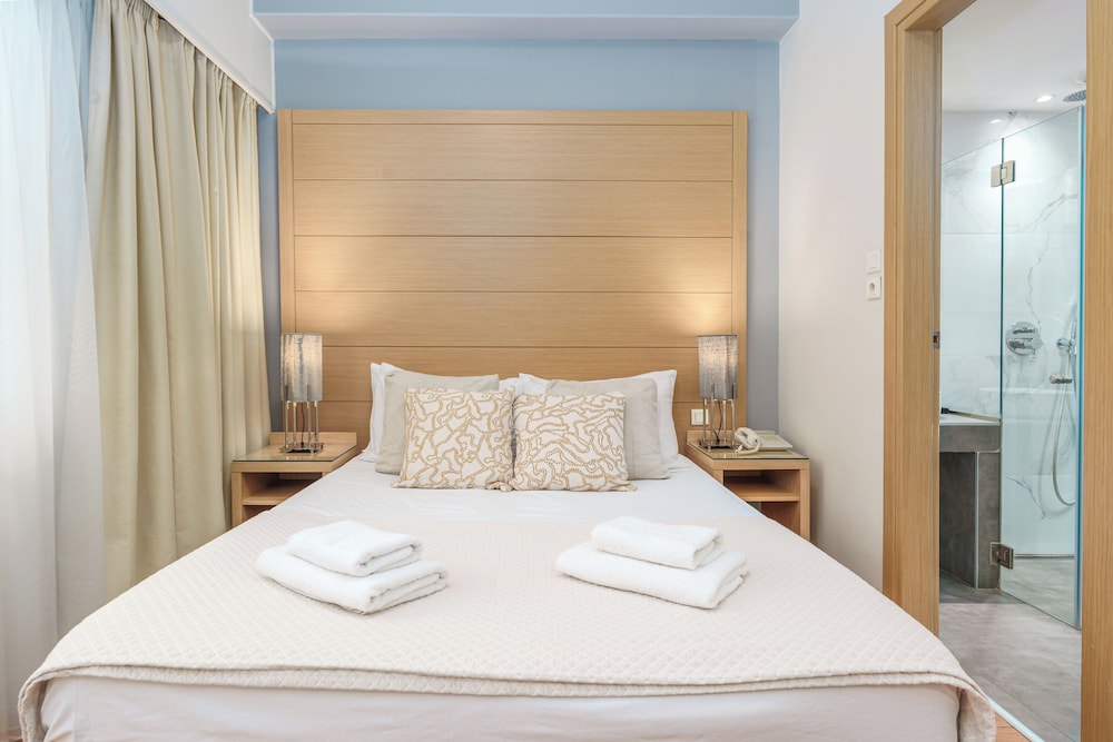 Parnon Hotel — Hotel rooms in Athens, Attica