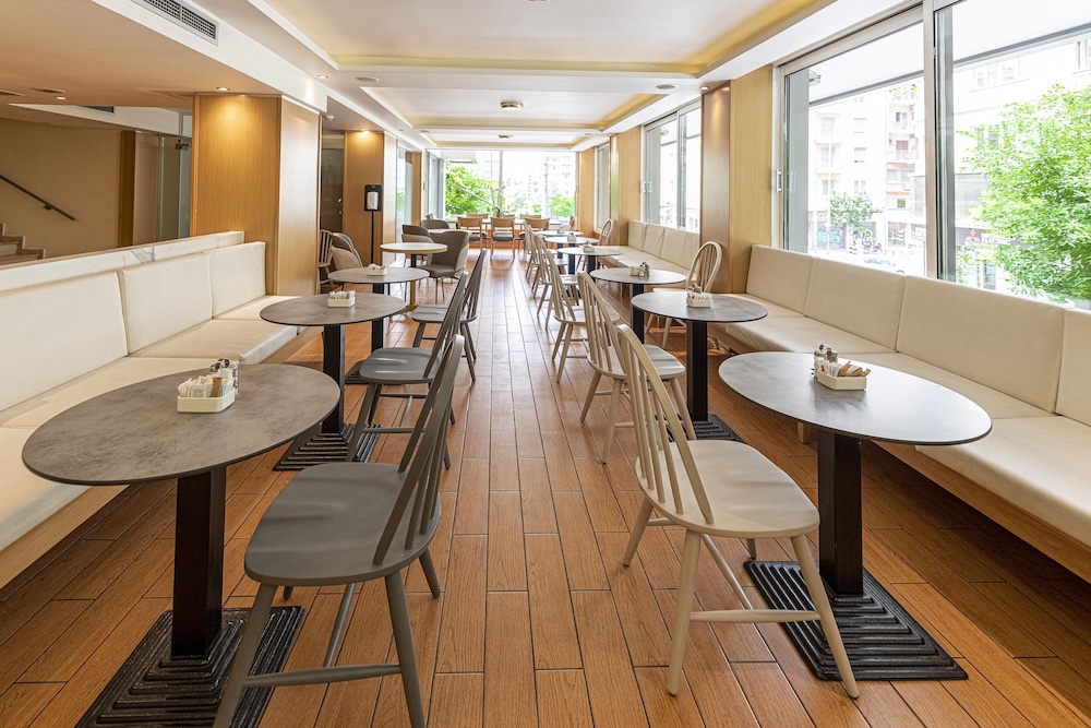 Parnon Hotel — Restaurant & bars in Athens, Attica