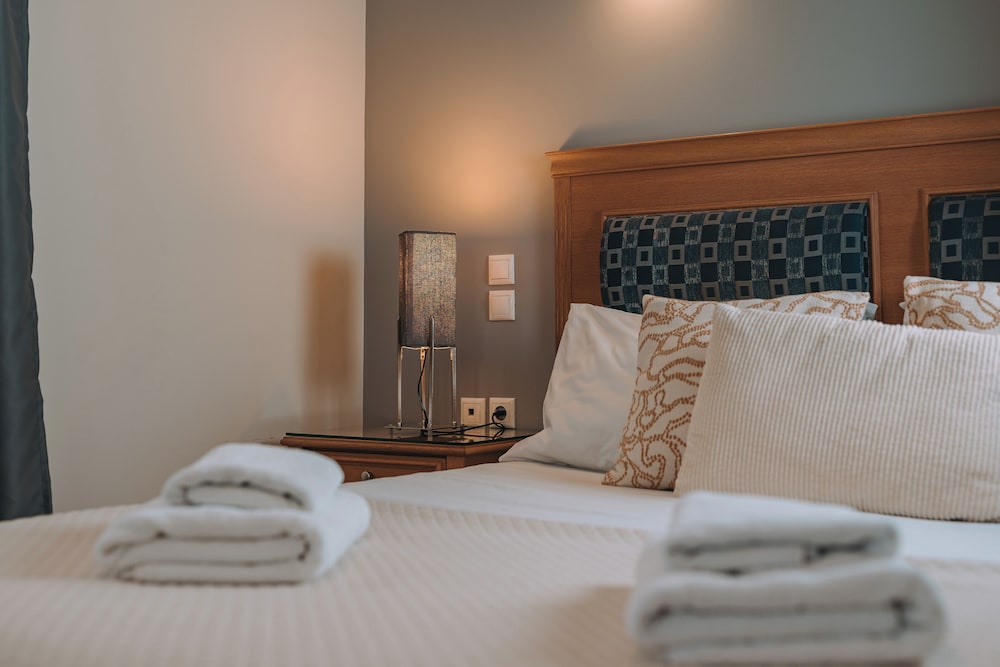 Parnon Hotel — Hotel rooms in Athens, Attica