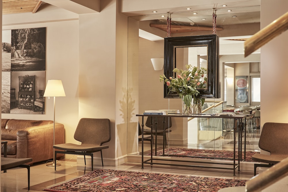 Philippos Hotel — Hotel building in Athens, Attica