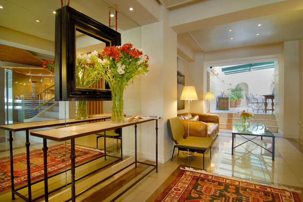 Philippos Hotel — Hotel building in Athens, Attica