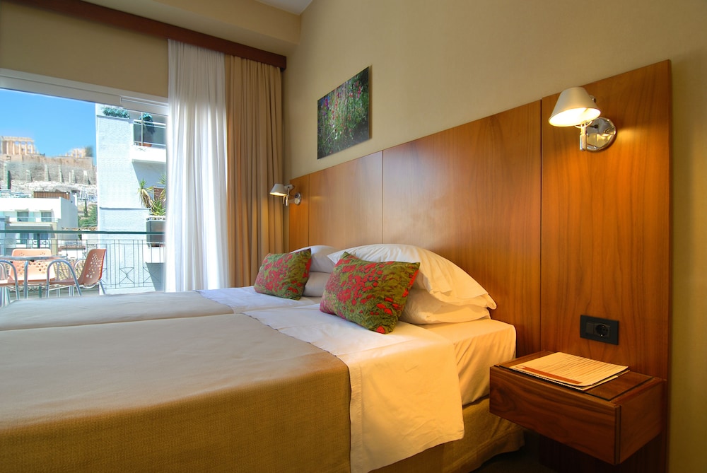 Philippos Hotel — Hotel rooms in Athens, Attica