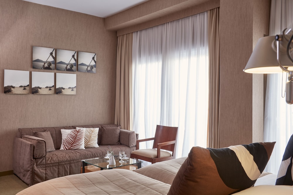 Philippos Hotel — Hotel rooms in Athens, Attica