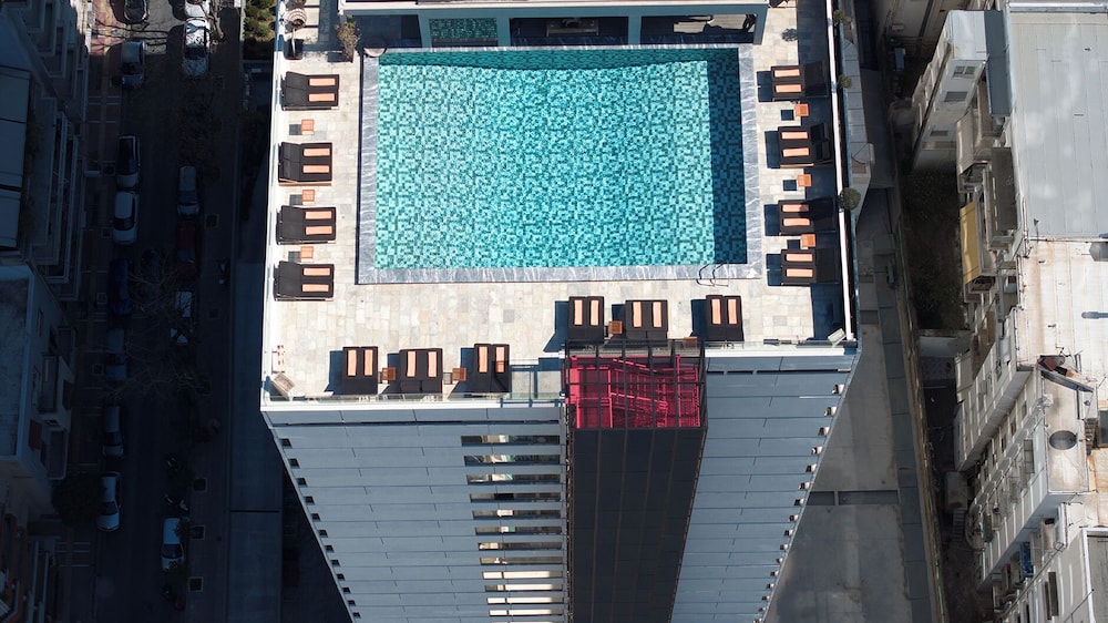 President Hotel Athens — Swimming pool in Athens, Attica