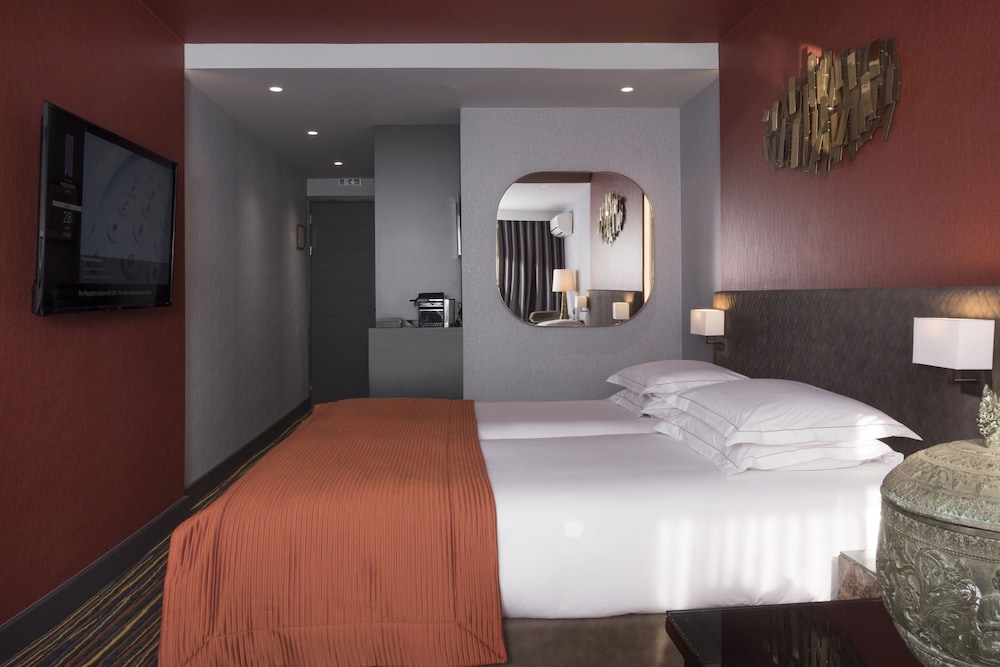 President Hotel Athens — Hotel rooms in Athens, Attica