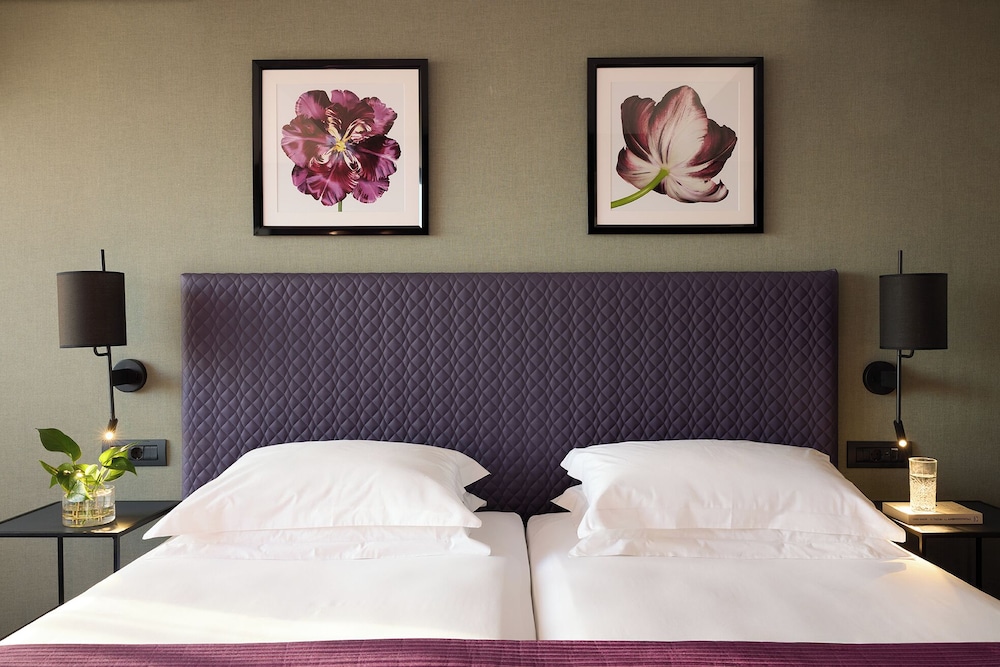 President Hotel Athens — Hotel rooms in Athens, Attica
