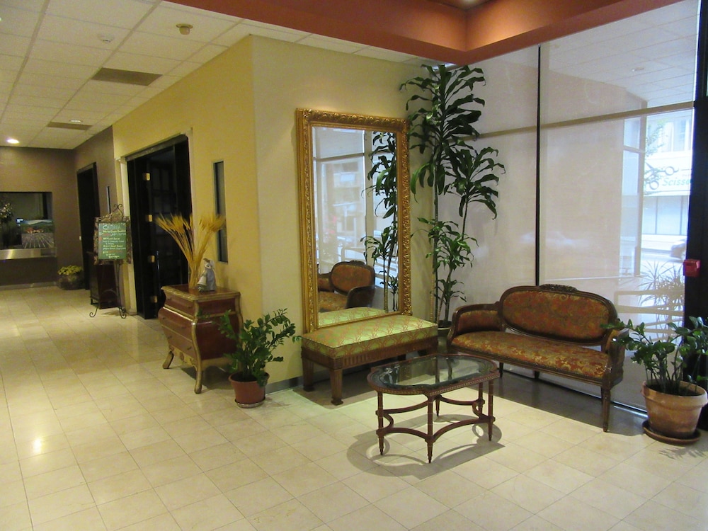Ramada by Wyndham Los Angeles/Koreatown West — Spa in Los Angeles, California