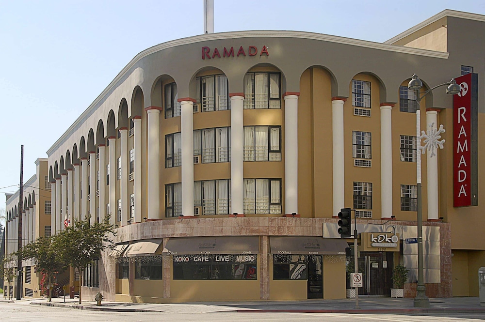 Ramada by Wyndham Los Angeles/Koreatown West — Hotel building in Los Angeles, California