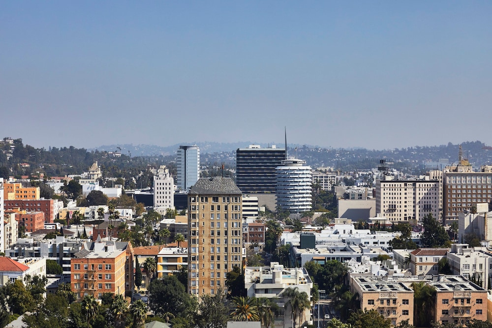 Loews Hollywood Hotel — Attractions in the area in Los Angeles, California