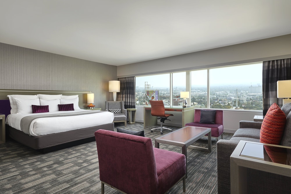 Loews Hollywood Hotel — Hotel rooms in Los Angeles, California