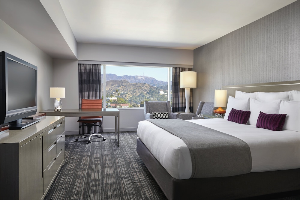 Loews Hollywood Hotel — Hotel rooms in Los Angeles, California