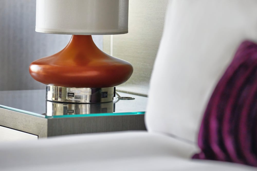 Loews Hollywood Hotel — Hotel rooms in Los Angeles, California