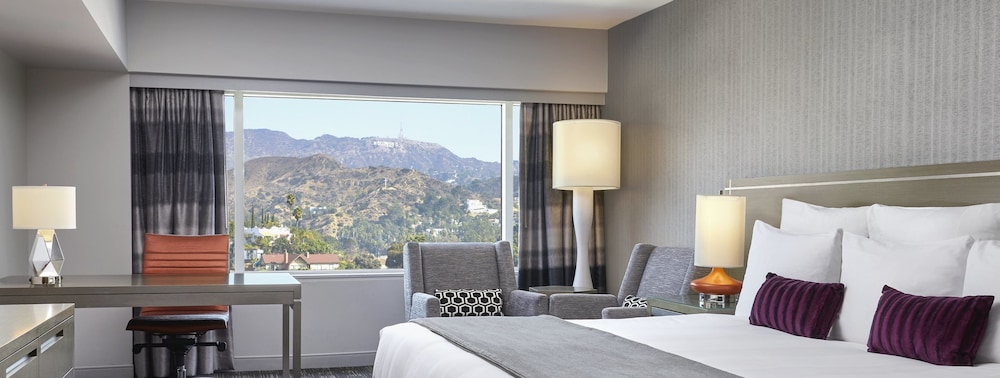 Loews Hollywood Hotel — Hotel rooms in Los Angeles, California