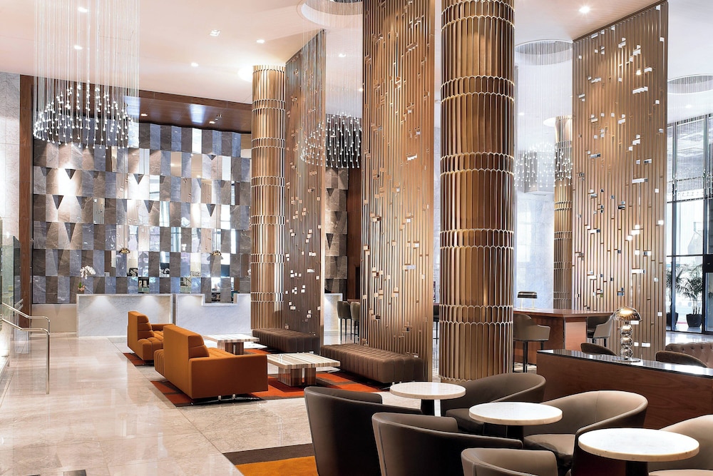 Sheraton Grand Los Angeles — Restaurant & bars in Los Angeles, California