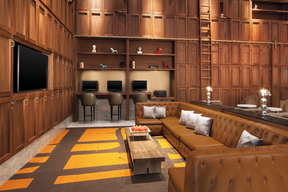 Sheraton Grand Los Angeles — Hotel building in Los Angeles, California