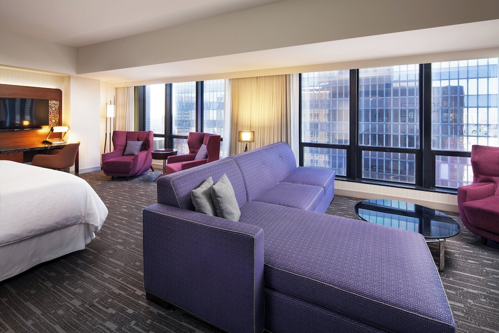 Sheraton Grand Los Angeles — Hotel rooms in Los Angeles, California