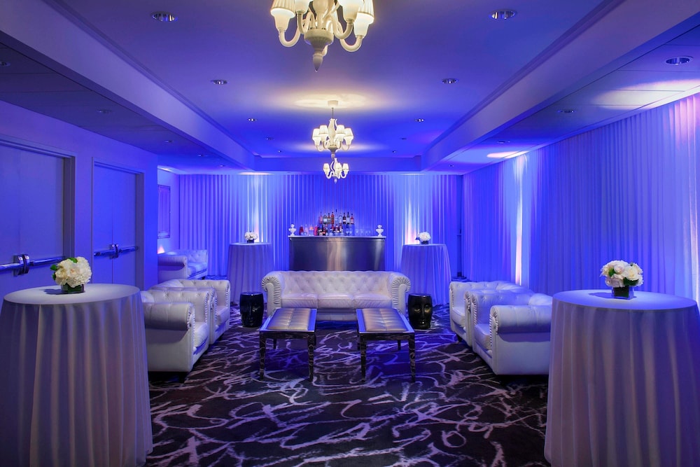 SLS Hotel, a Luxury Collection Hotel, Beverly Hills — Restaurant & bars in Los Angeles, California