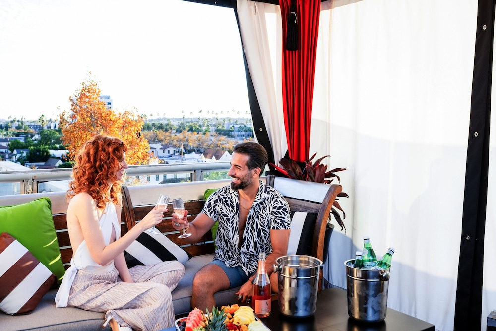 SLS Hotel, a Luxury Collection Hotel, Beverly Hills — Restaurant & bars in Los Angeles, California