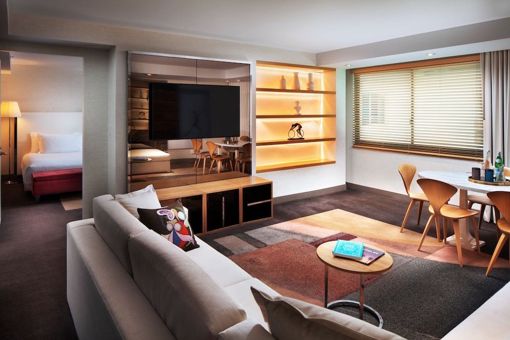 SLS Hotel, a Luxury Collection Hotel, Beverly Hills — Hotel rooms in Los Angeles, California