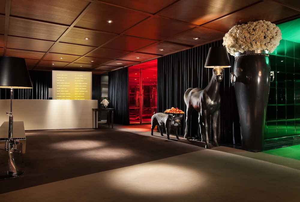 SLS Hotel, a Luxury Collection Hotel, Beverly Hills — Restaurant & bars in Los Angeles, California