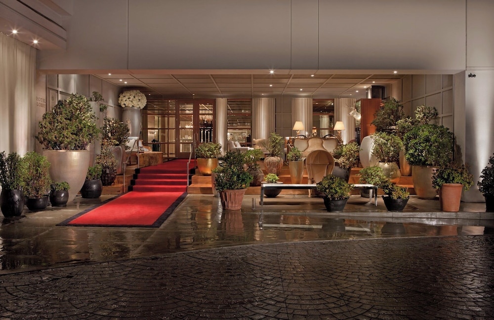 SLS Hotel, a Luxury Collection Hotel, Beverly Hills — Hotel building in Los Angeles, California