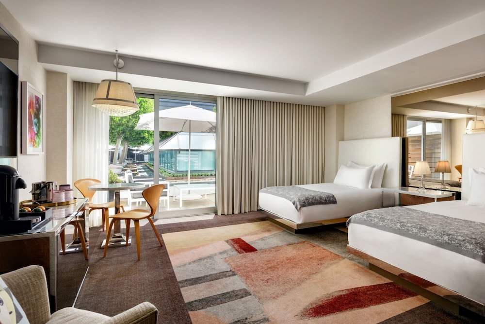 SLS Hotel, a Luxury Collection Hotel, Beverly Hills — Hotel rooms in Los Angeles, California