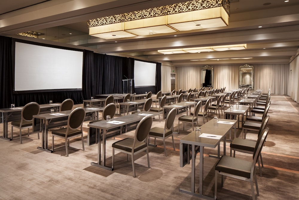 SLS Hotel, a Luxury Collection Hotel, Beverly Hills — Hotel building in Los Angeles, California
