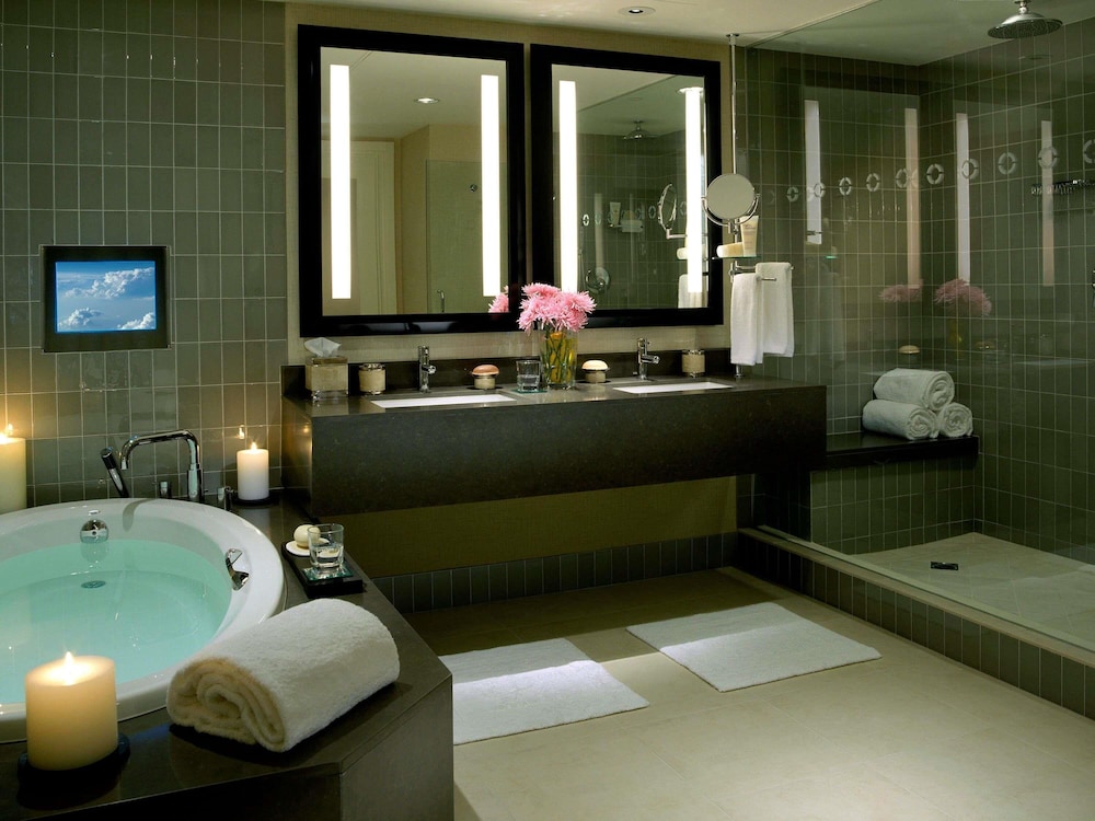 Sofitel LA at Beverly Hills — Hotel rooms in Los Angeles, California