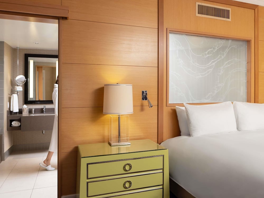 Sofitel LA at Beverly Hills — Hotel rooms in Los Angeles, California