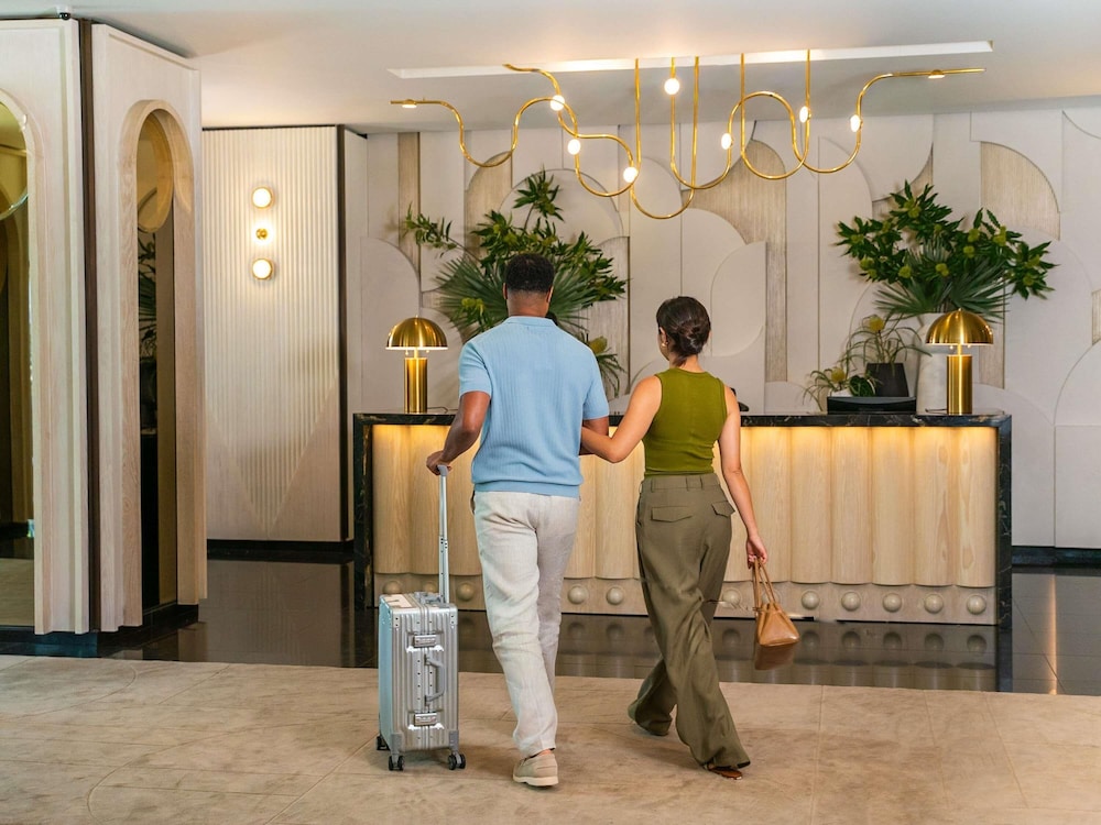 Sofitel LA at Beverly Hills — Hotel building in Los Angeles, California