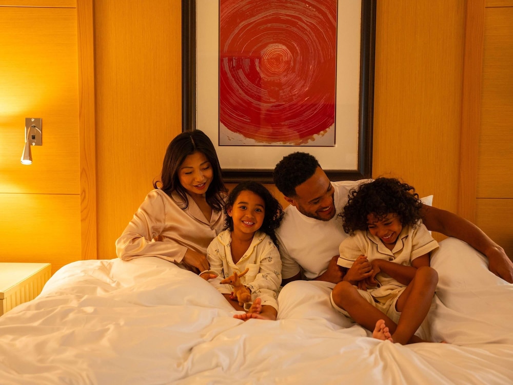 Sofitel LA at Beverly Hills — Hotel rooms in Los Angeles, California