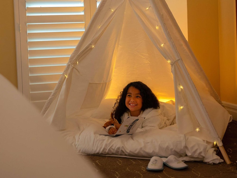 Sofitel LA at Beverly Hills — Hotel rooms in Los Angeles, California