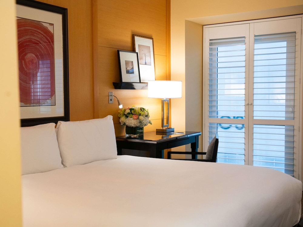 Sofitel LA at Beverly Hills — Hotel rooms in Los Angeles, California