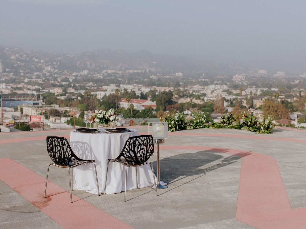 Sofitel LA at Beverly Hills — Restaurant & bars in Los Angeles, California