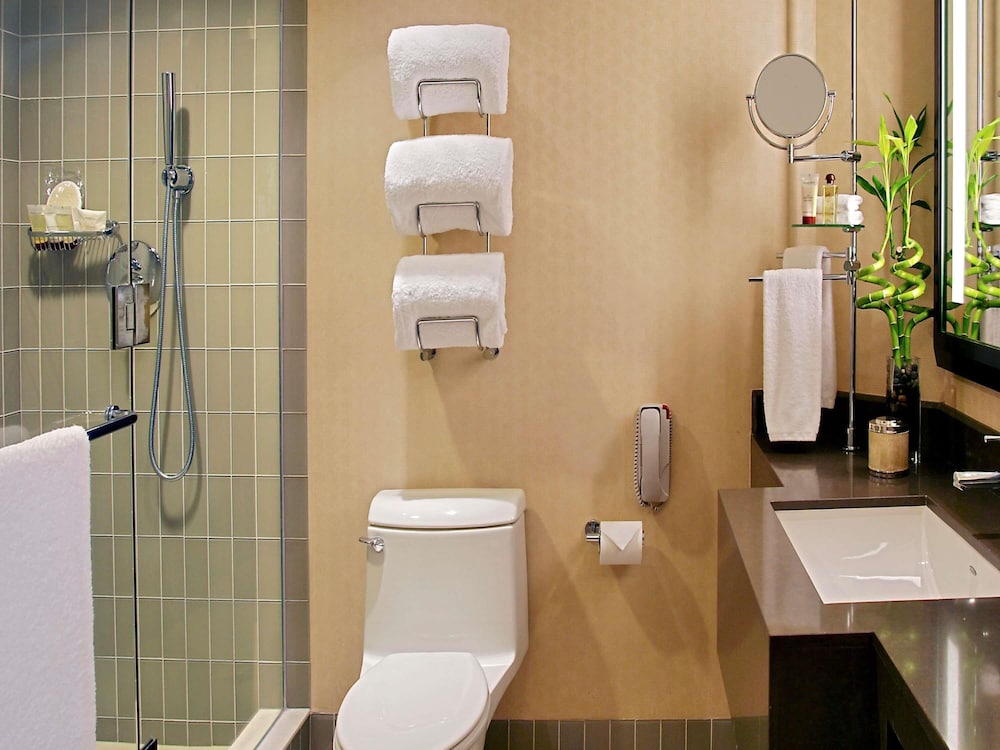 Sofitel LA at Beverly Hills — Hotel rooms in Los Angeles, California